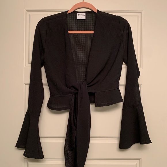 Cropped deep v blouse - Picture 1 of 4